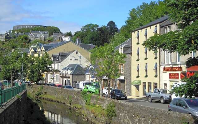 The Ranald Apartments