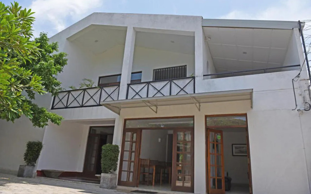 ZEN Rooms Sri Dharmapala Mount Lavinia