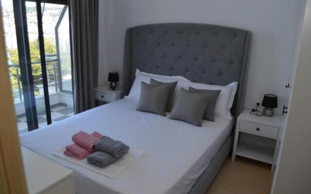 Catharina Apartments