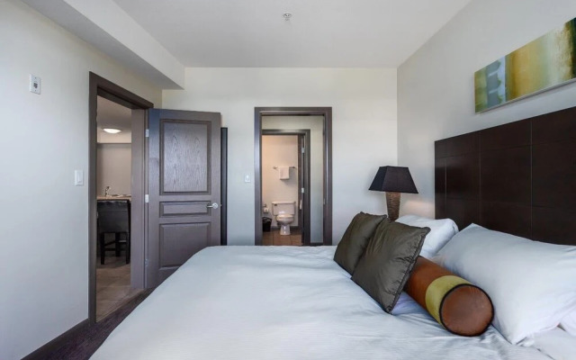 Corner Unit With Lakeview at Playa #402