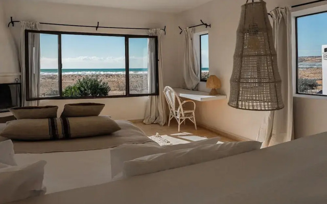 La Mouette et les Dromadaires