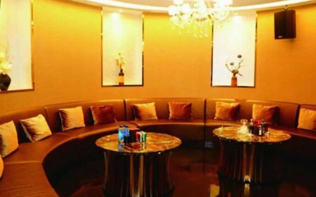 Fragrant Hill Empark Hotel