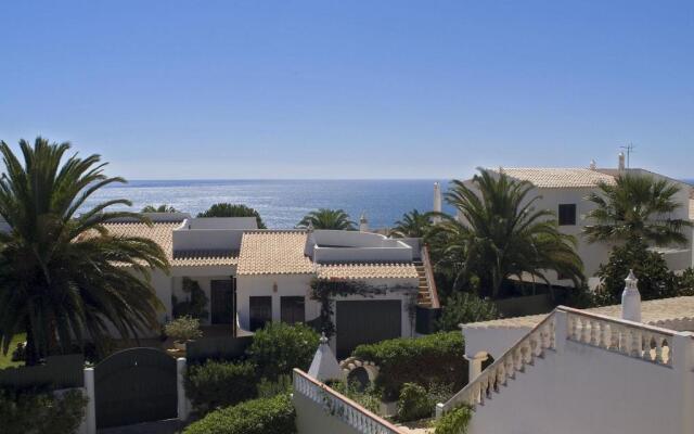 417 Villa Beatriz