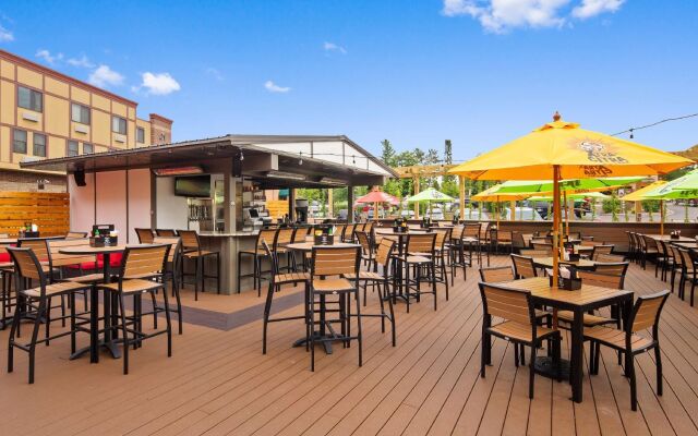 Radisson Hotel River Falls