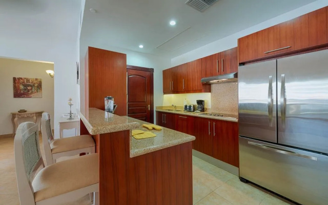 Dream Villa Cupecoy-550