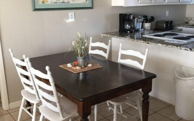 Holden Memories #67108 - 3 Br Condo