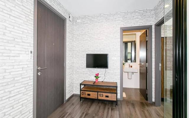 The Base Park East - Bangkok Sukhumvit 77