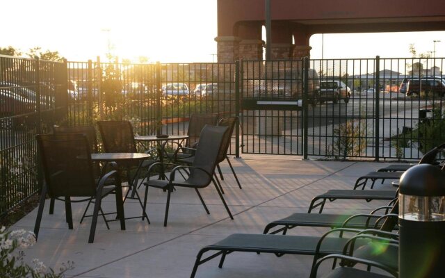 Hampton Inn & Suites Folsom