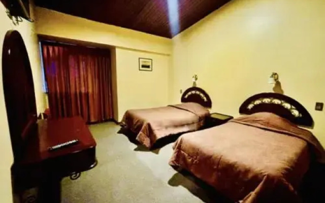 Los Portales Hotel