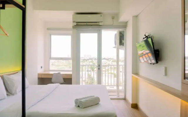 Homey And Cozy Living Studio Poris 88 Apartment