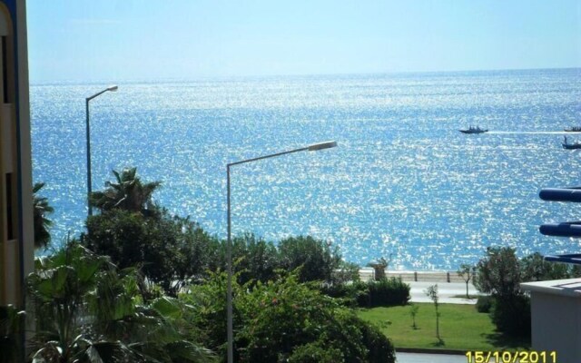 Safir Apartments