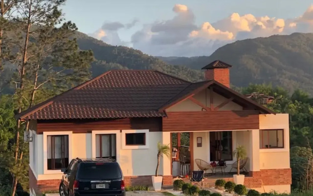 Vista del Campo Country Club & Villas