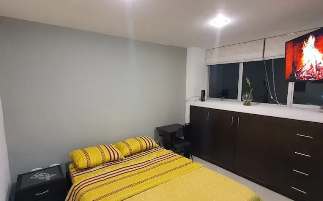 Modern Miravalle Apartment