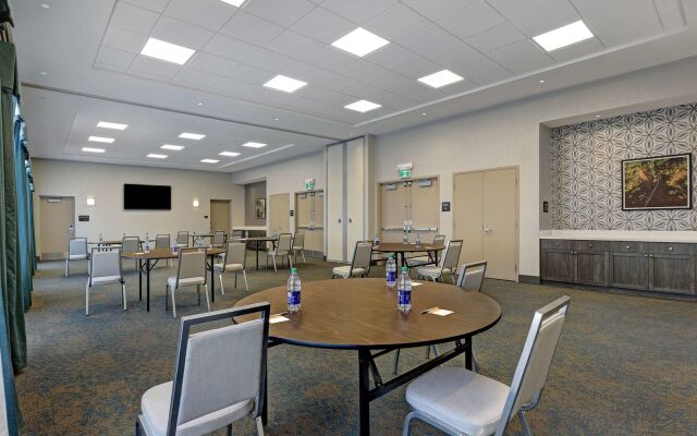 Hampton Inn & Suites by Hilton Belleville