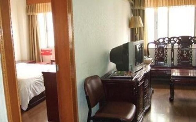 Yueluo Hotel