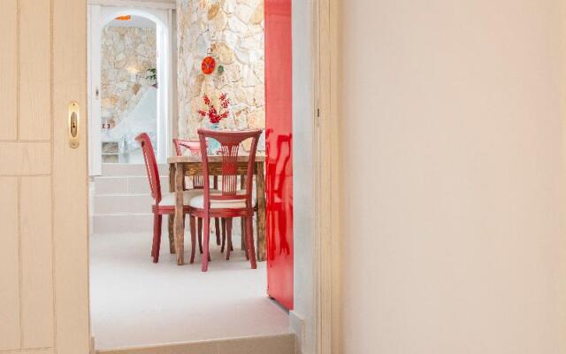 Starlight Luxury Seaside Villa & Suites