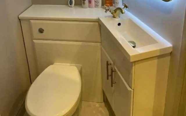 Near Beach - Sea View - Sleeps 6 - Parking