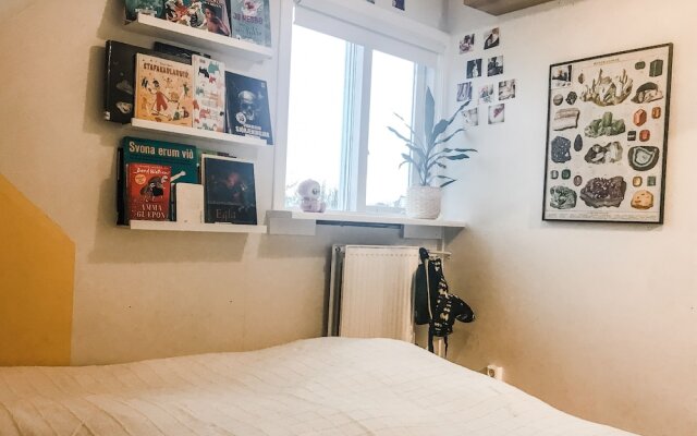 Apartment J10