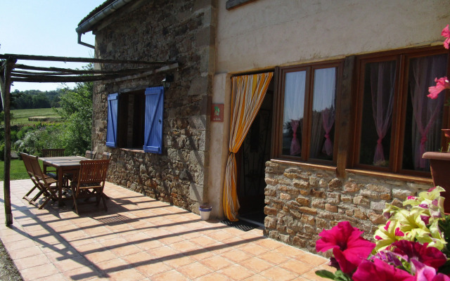 Gîtes et Chambres d'Hôtes Peyrecout Tarn