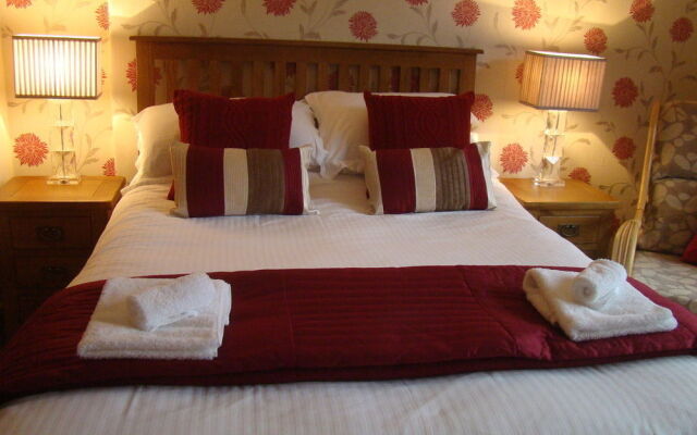 Pine Lodge Guest House