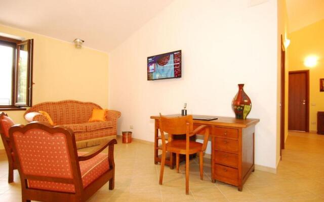 Umbrian Hills Flat - Free Parking & Garden