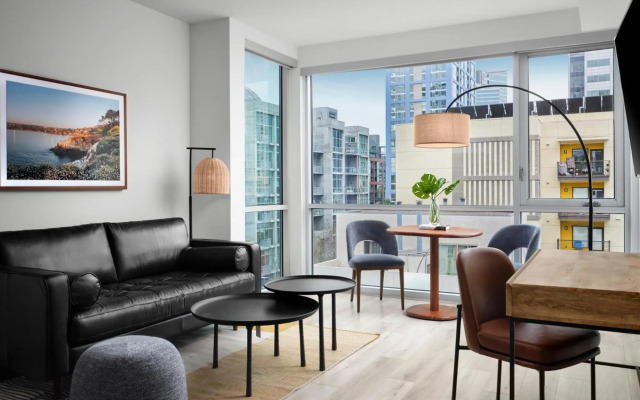 Sentral Gaslamp Quarter