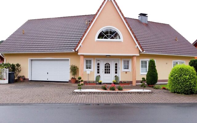 Cozy Apartment in Gerolstein with Garden