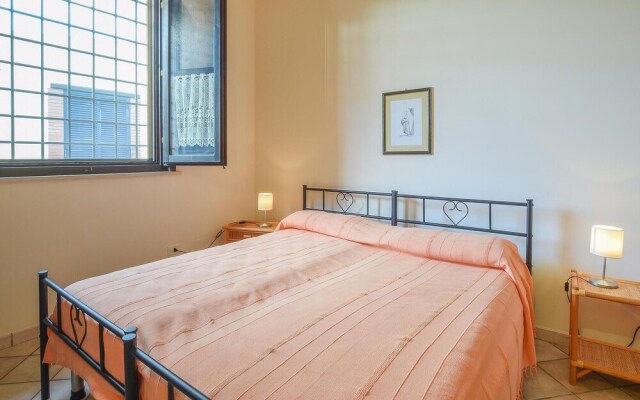 Stunning Home in Noto With 3 Bedrooms and Wifi