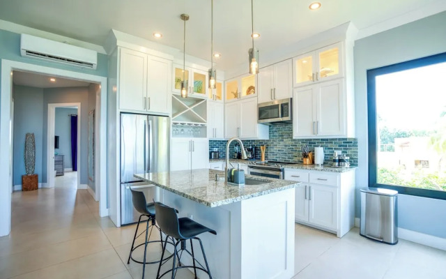 Sunset Gecko Condos - Unit 1A