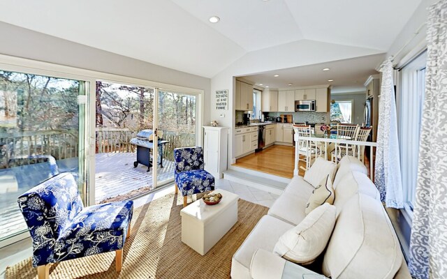 39 Tirrells - 3 Br Home