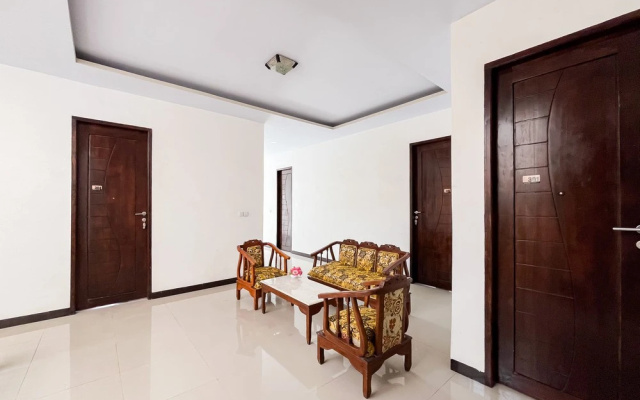 RedDoorz Syariah @ Homestay Haji Soma Makale – Guest Rooms – Rantepao