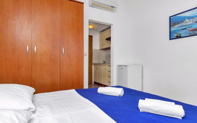 Apartment Rubin Hvar/Pokrivenik 10504