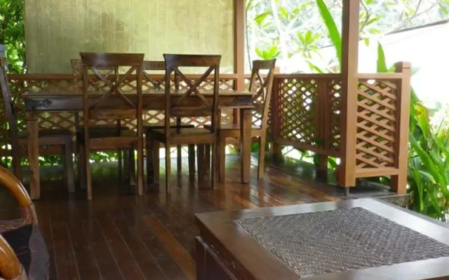 Tong Chee House
