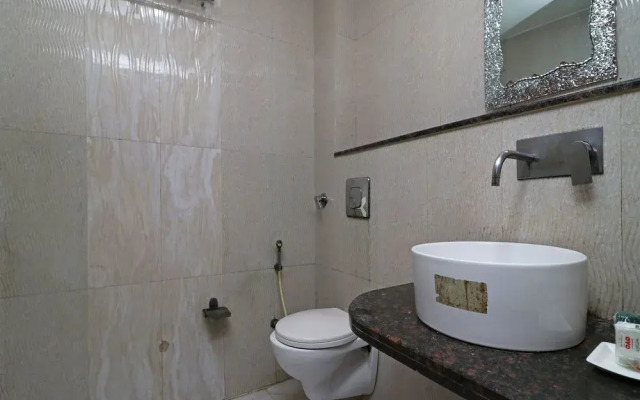 OYO 9993 Hotel Idea INN