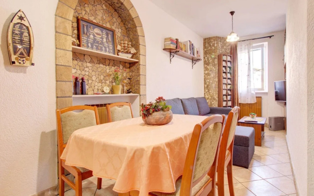 Air Conditioned Apartment in Residential Area near Town Center