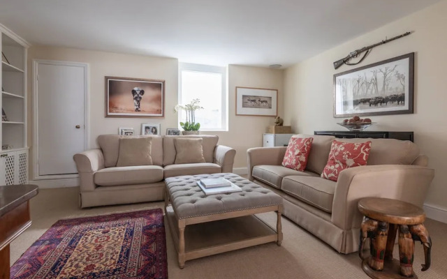 Portland Road X by Onefinestay