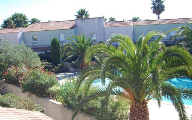 Apartment With 2 Bedrooms in Valras-plage, With Pool Access, Furnished