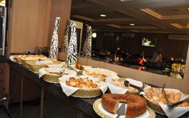 Crystal Plaza Hotel