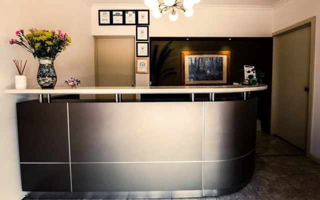 Castlemaine Colonial Motel and Apartments – Lobby – Castlemaine