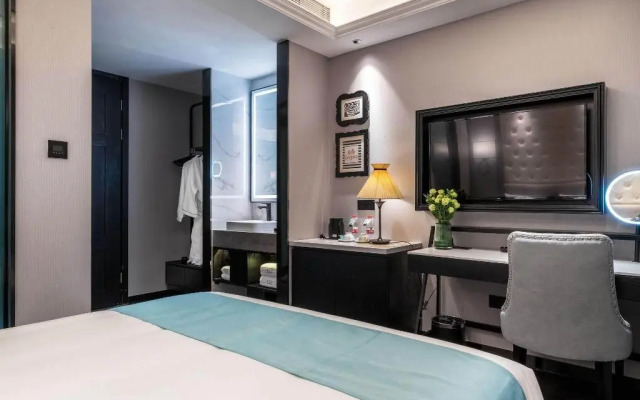 Xana Hotelle(Shenzhen futian shangmeilin subway station)