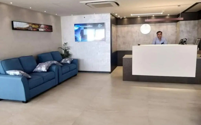 37th Crescent Boutique Suites