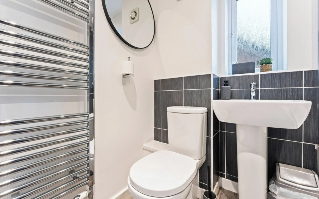 City Centre House.Parking.Sofa Bed.WIFI