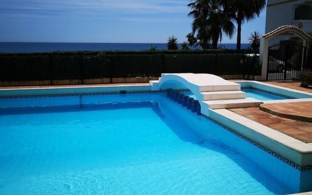 Fantastic First Line Penthouse