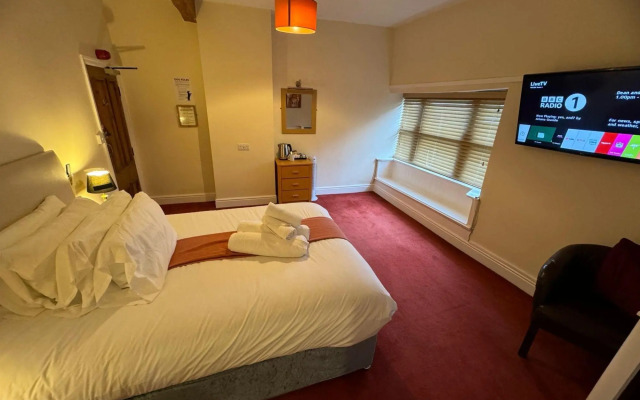 The George Hotel