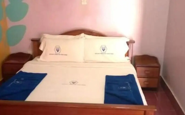 Miryam Village Inn Safari Lodge