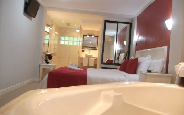 Copacabana Hotel And Suites - Adults Only