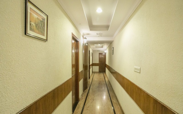 OYO 461 New Rainbow Business Hotel