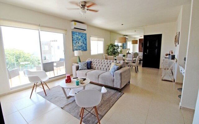 Selvanova 3 bedroom Condo & Casa Club