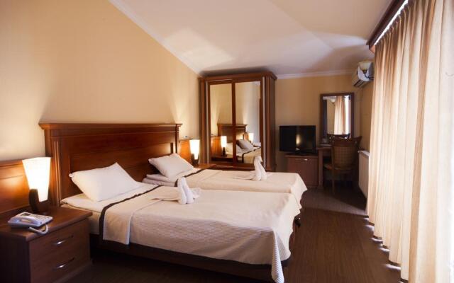 Astoria Hotel