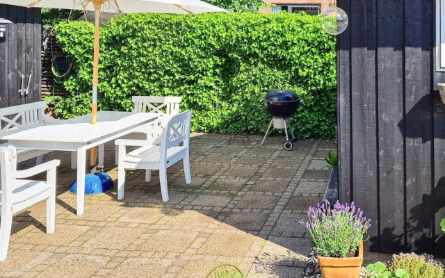 6 Person Holiday Home in Albaek